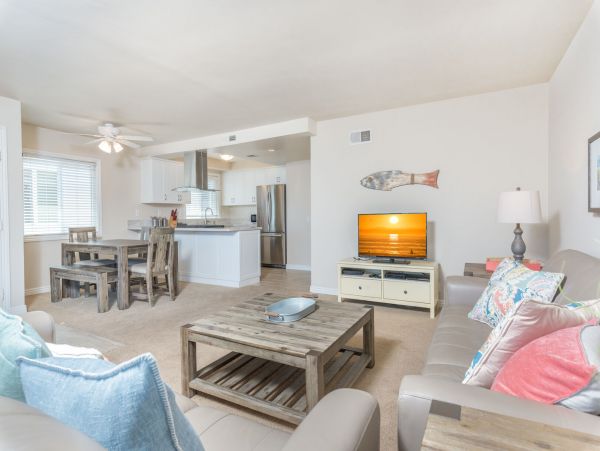 Newport Beach Home 998423