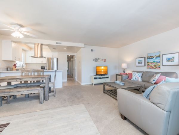 Newport Beach Home 998423