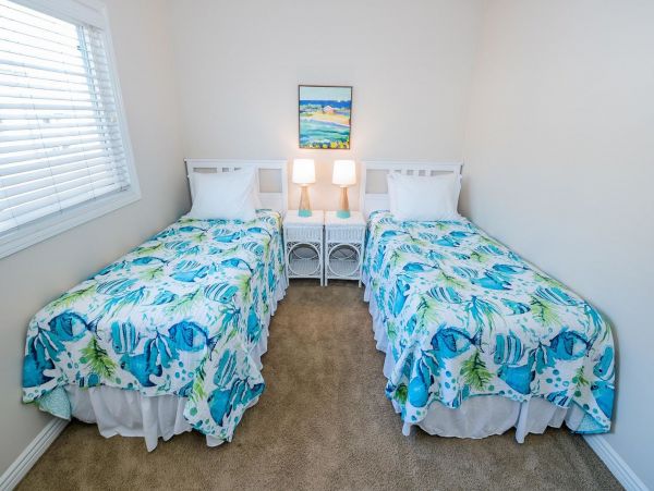 Newport Beach Home 998423