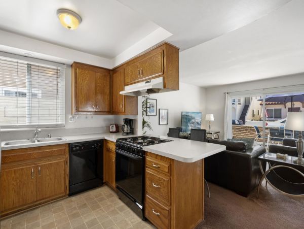 Newport Beach Home 998424
