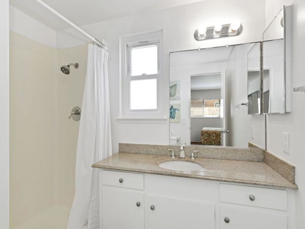 Newport Beach Home 998424