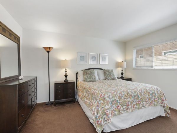 Newport Beach Home 998424