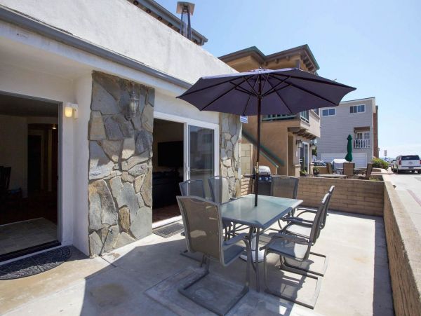 Newport Beach Home 998424