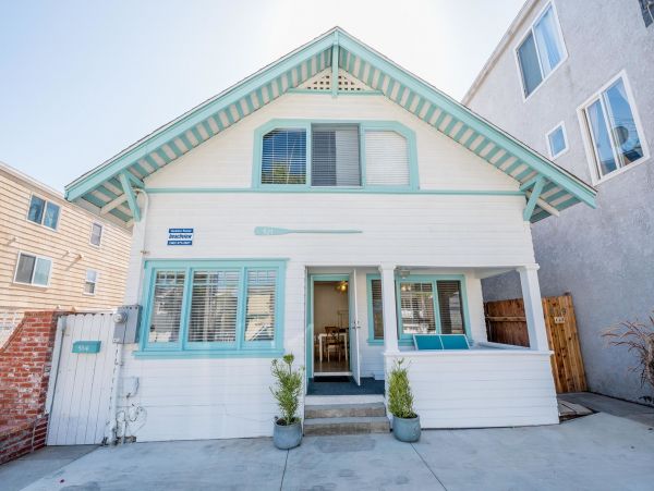 Newport Beach Home 998425