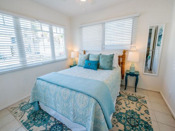 Newport Beach Home 998425