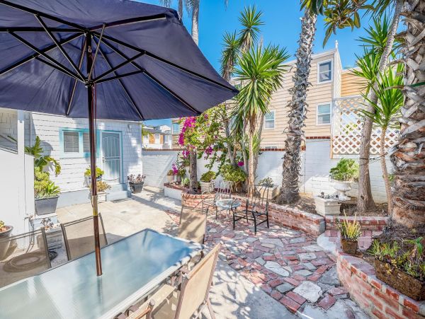 Newport Beach Home 998425