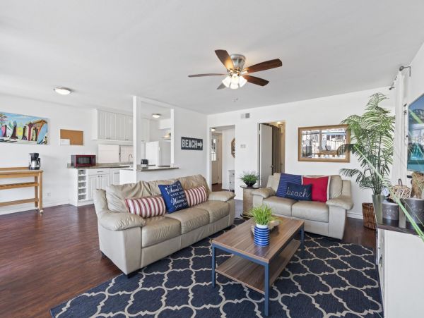 Newport Beach Home 998426