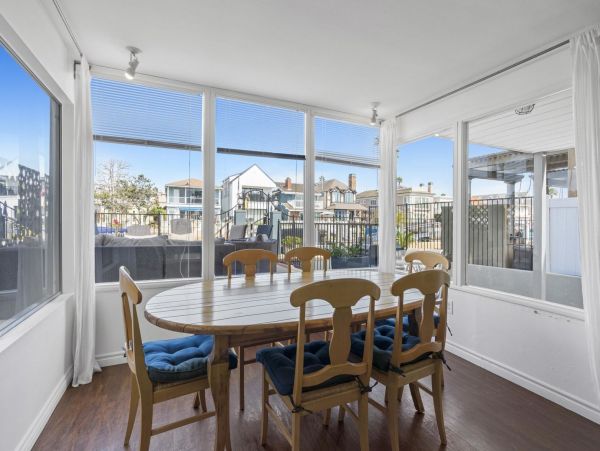 Newport Beach Home 998426