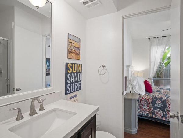 Newport Beach Home 998426