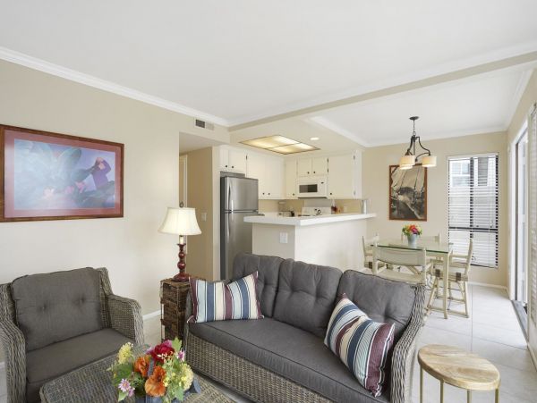 Newport Beach Home 998427