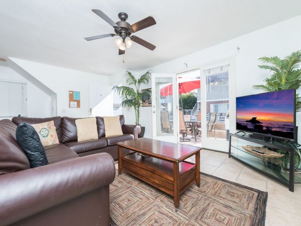 Newport Beach Home 998428