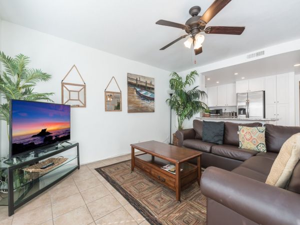 Newport Beach Home 998428