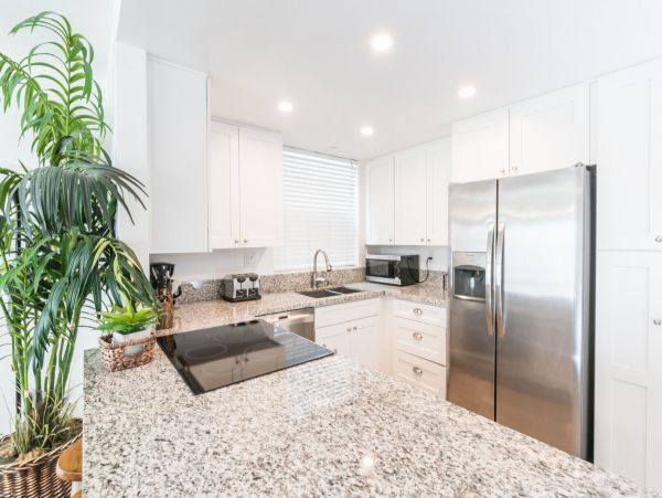 Newport Beach Home 998428