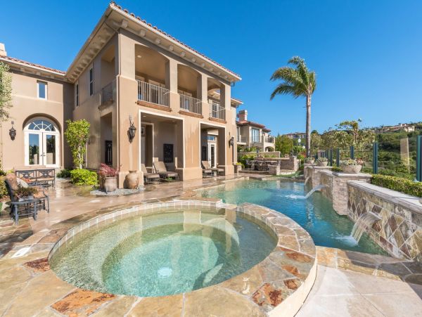 Newport Beach Home 998429