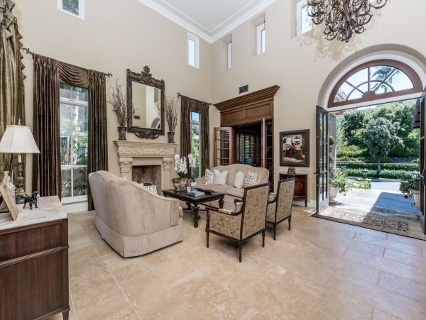 Newport Beach Home 998429