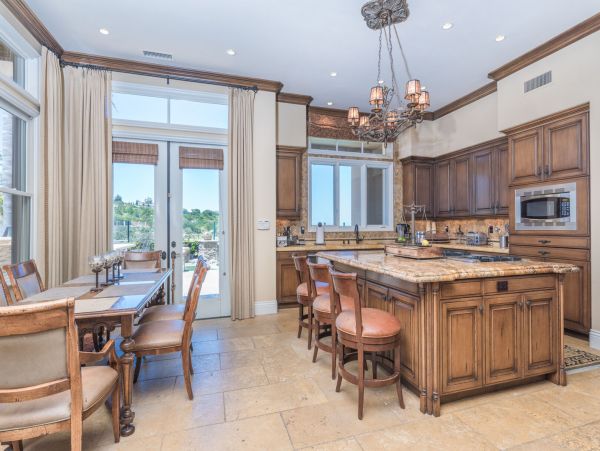 Newport Beach Home 998429