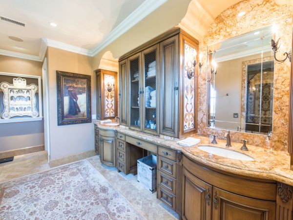 Newport Beach Home 998429