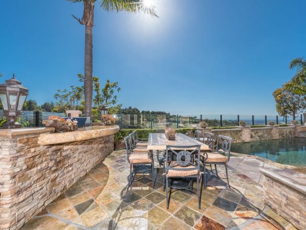 Newport Beach Home 998429
