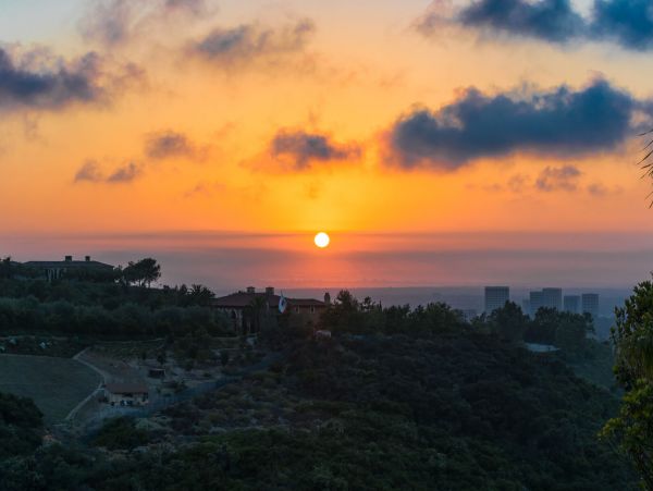 Newport Beach Home 998429
