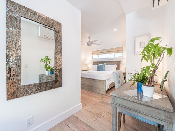 Newport Beach Home 998430