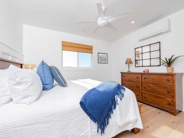 Newport Beach Home 998430
