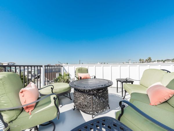 Newport Beach Home 998430