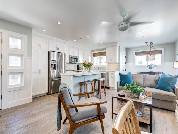 Newport Beach Home 998430