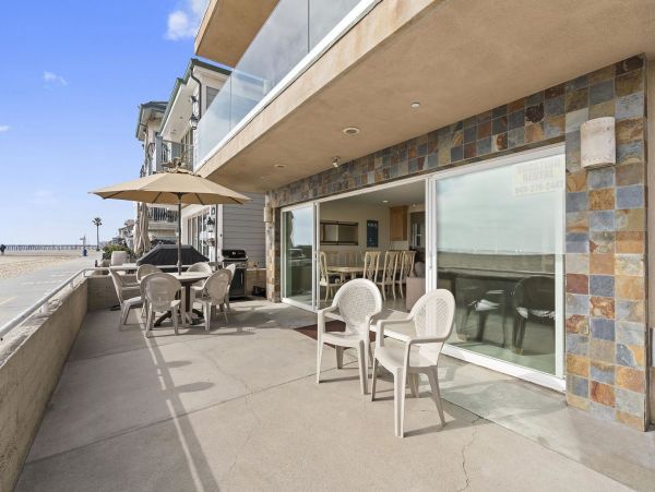 Newport Beach Condo 998431