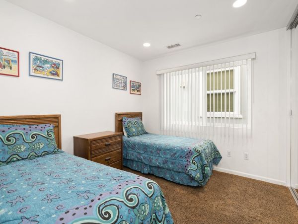 Newport Beach Condo 998431