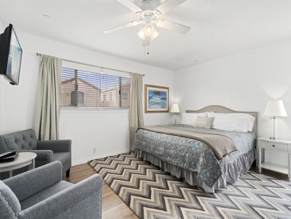 Newport Beach Home 998433