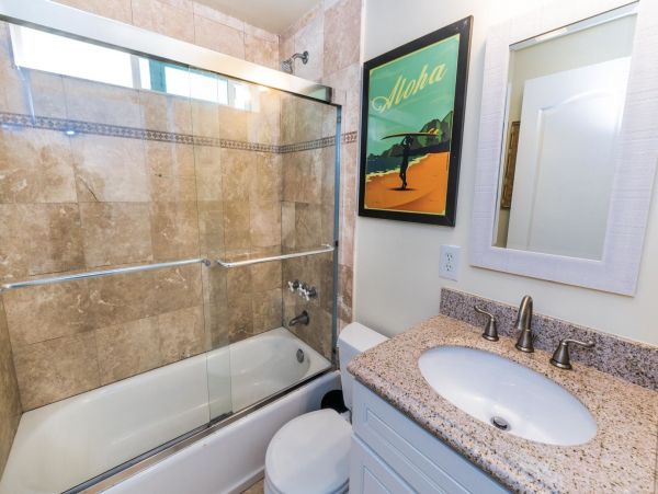 Newport Beach Condo 998434