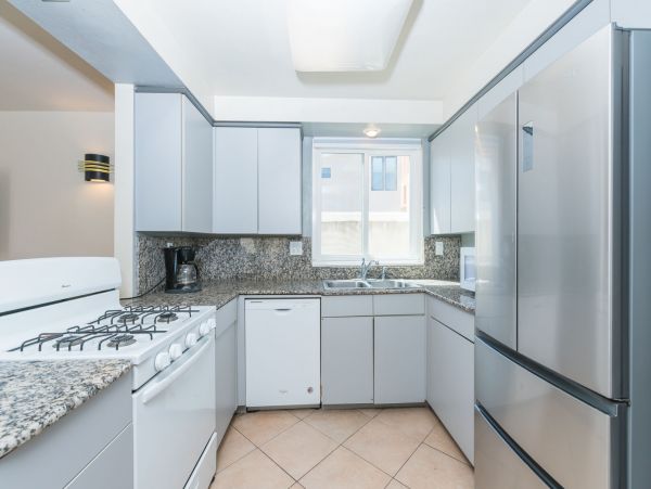 Newport Beach Home 998436