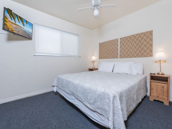 Newport Beach Home 998436