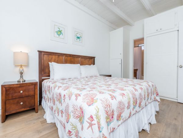 Newport Beach Home 998437