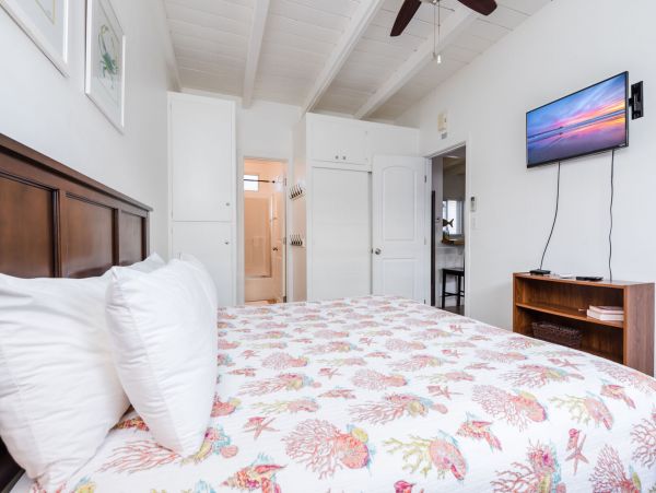 Newport Beach Home 998437