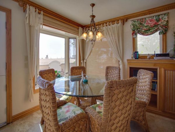Newport Beach Home 998438