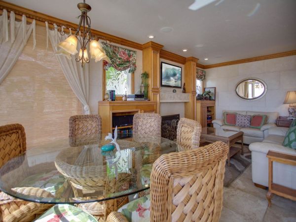 Newport Beach Home 998438