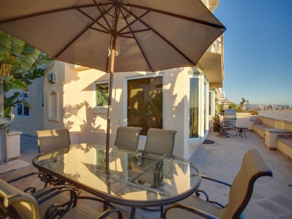 Newport Beach Home 998438
