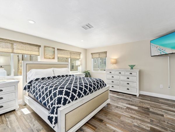 Newport Beach Condo 998439