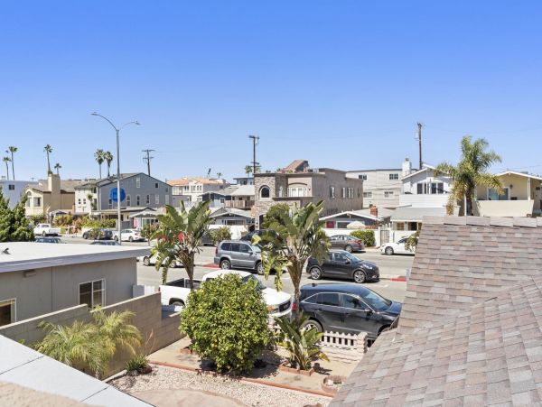 Newport Beach Condo 998439