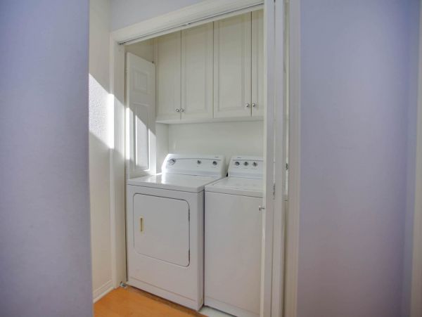 Newport Beach Condo 998440