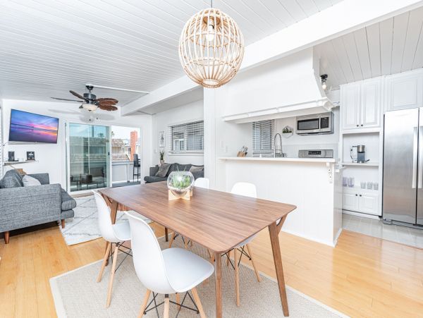 Newport Beach Home 998441