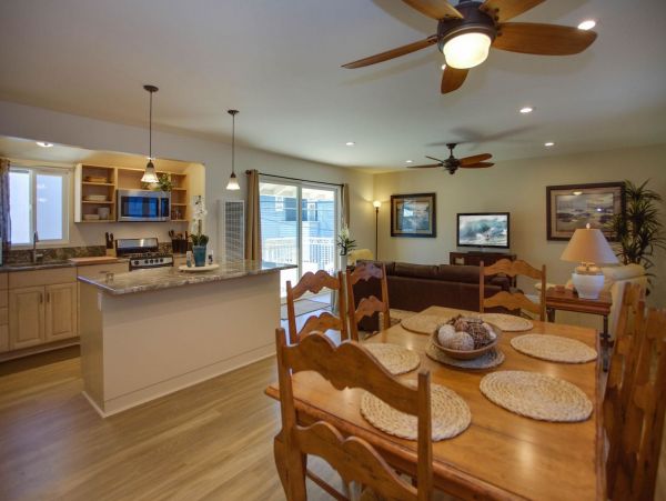 Newport Beach Condo 998443