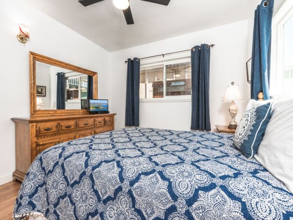 Newport Beach Home 998444