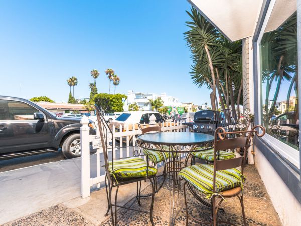 Newport Beach Home 998444