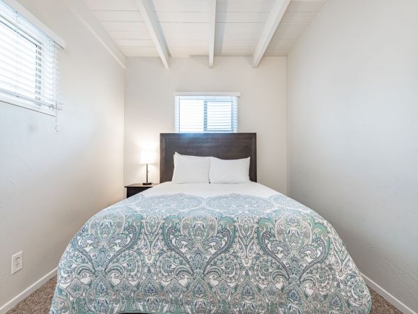 Newport Beach Home 998445
