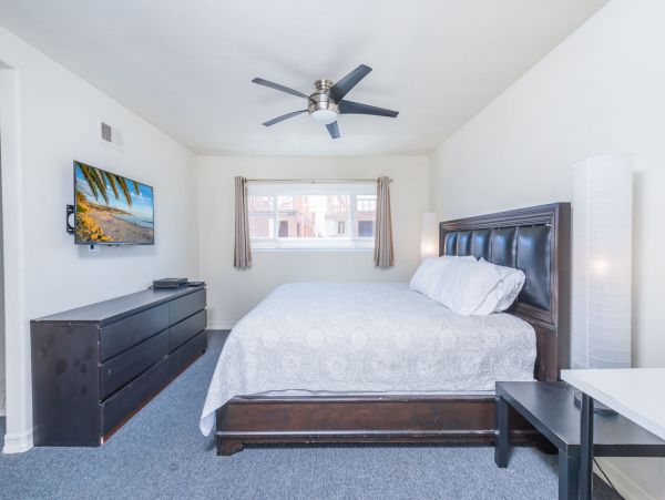 Newport Beach Home 998446