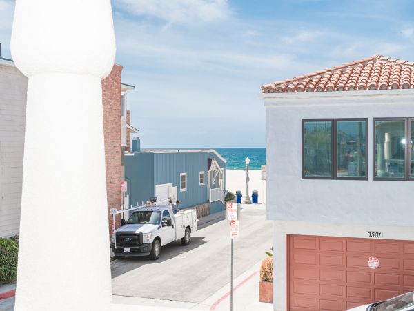Newport Beach Home 998446