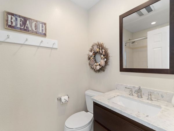 Newport Beach Home 998447
