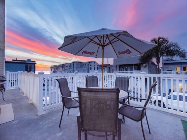 Newport Beach Home 998448